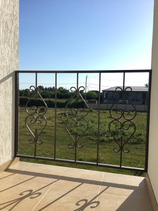 Solomon Hotel Alakhadzi Exterior foto